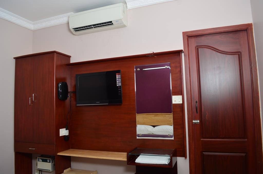 The Mount Regency Hotel Chennai Room photo